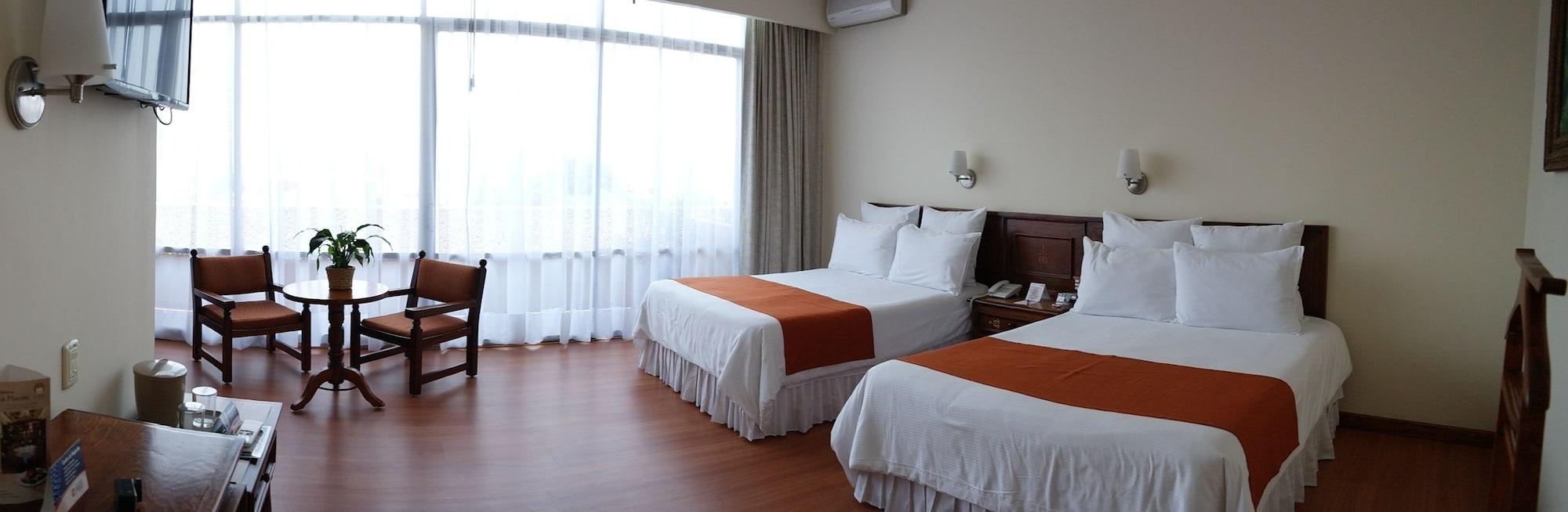 Plaza Uruapan Hotel Eksteriør bilde