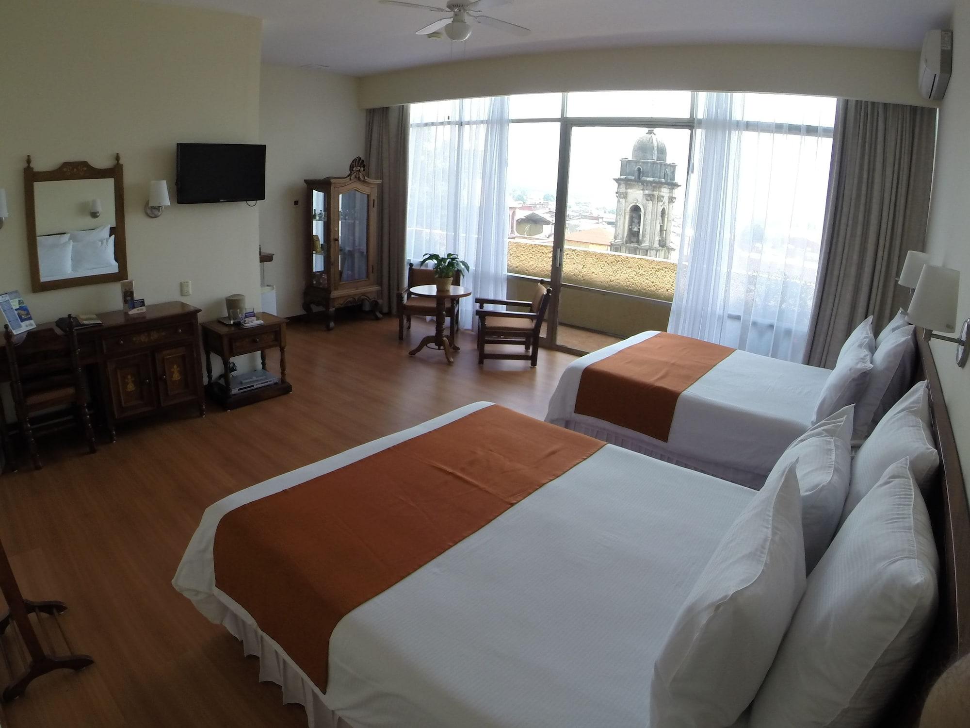 Plaza Uruapan Hotel Eksteriør bilde