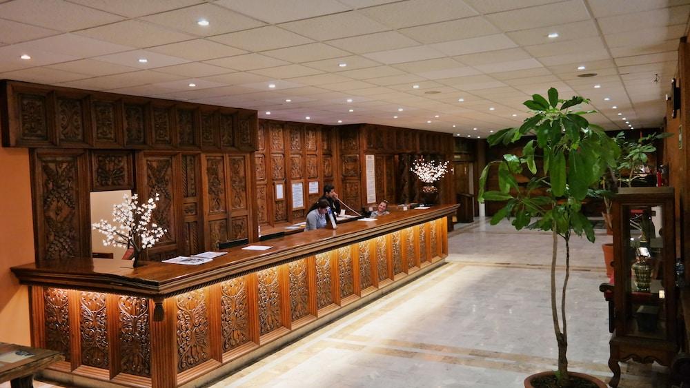 Plaza Uruapan Hotel Eksteriør bilde