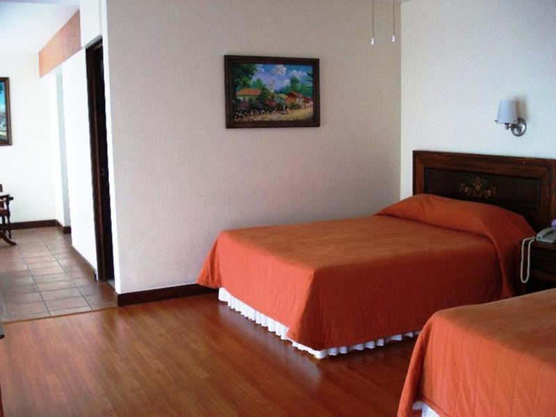 Plaza Uruapan Hotel Eksteriør bilde