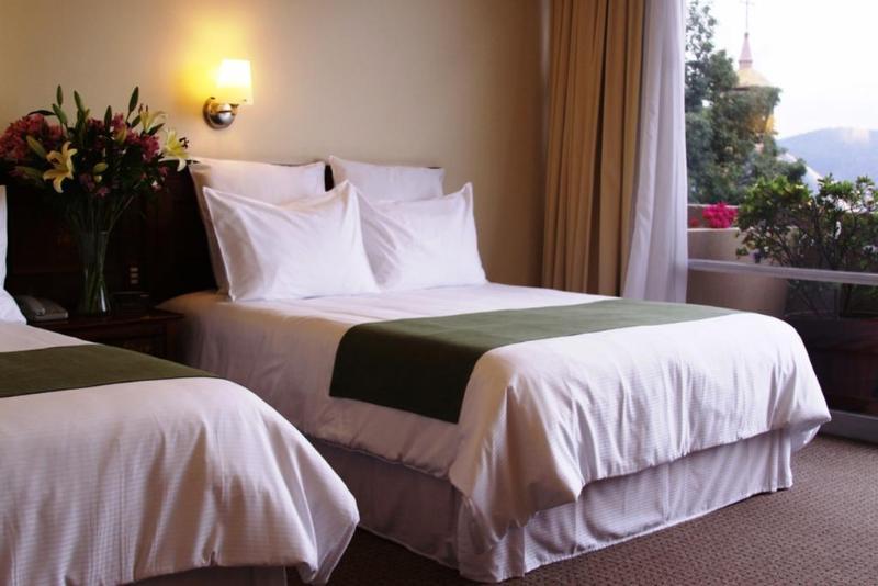 Plaza Uruapan Hotel Eksteriør bilde
