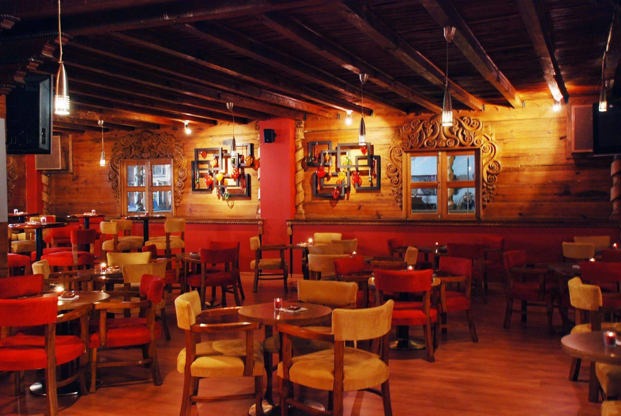 Plaza Uruapan Hotel Eksteriør bilde